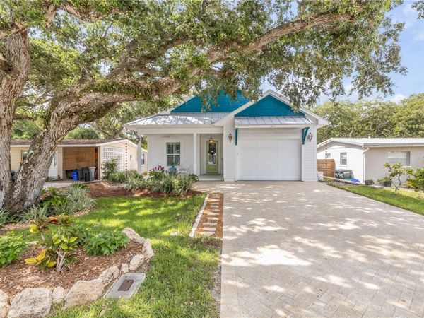 807 E 10TH AVENUE , NEW SMYRNA BEACH, FL 32169