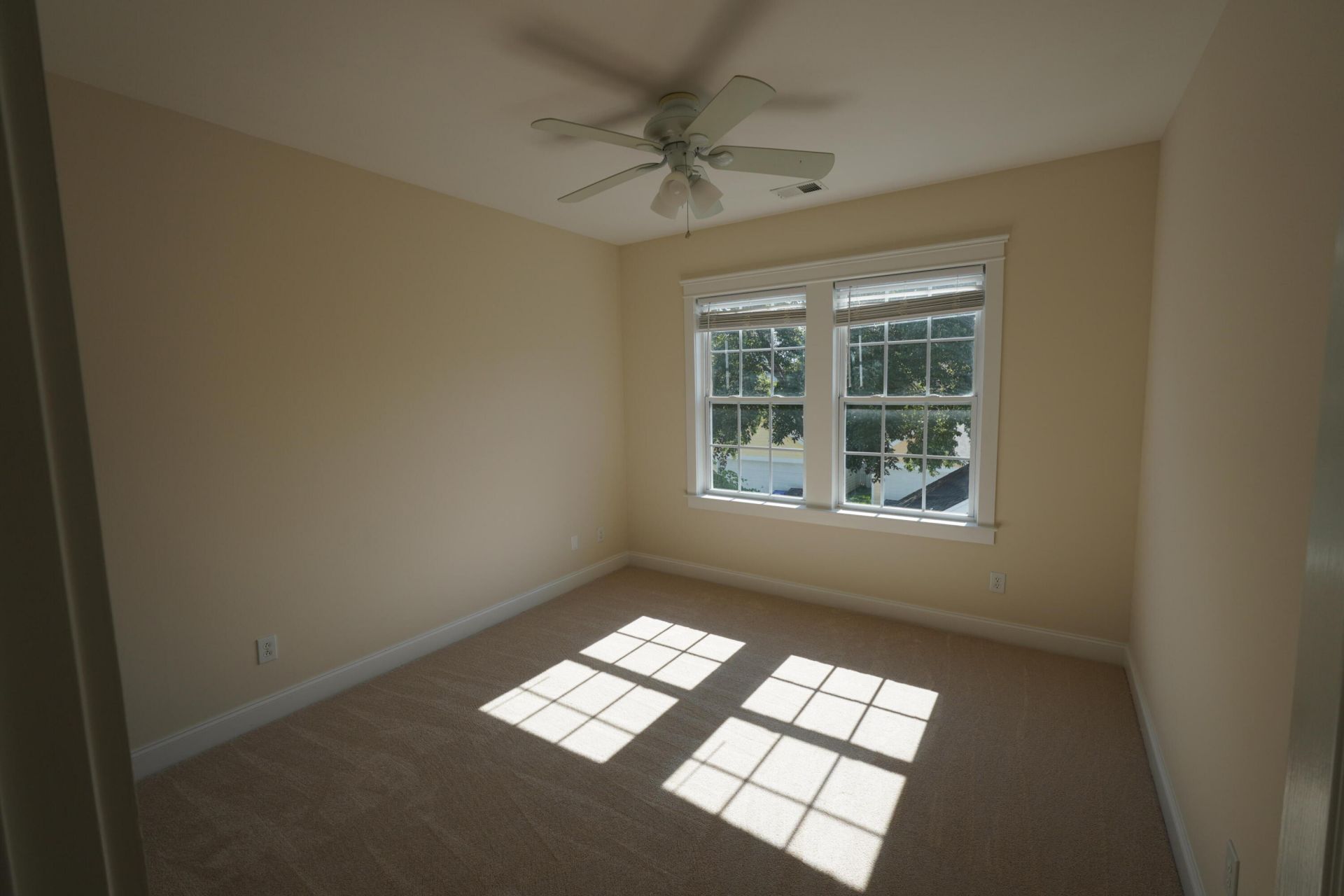 309 White Gables Drive Photo 25