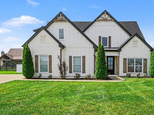 9802 Sunfish Ct , Murfreesboro, TN 37129