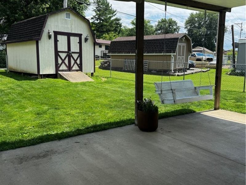 976 N Main Street, Killbuck, OH 44637 Photo 5