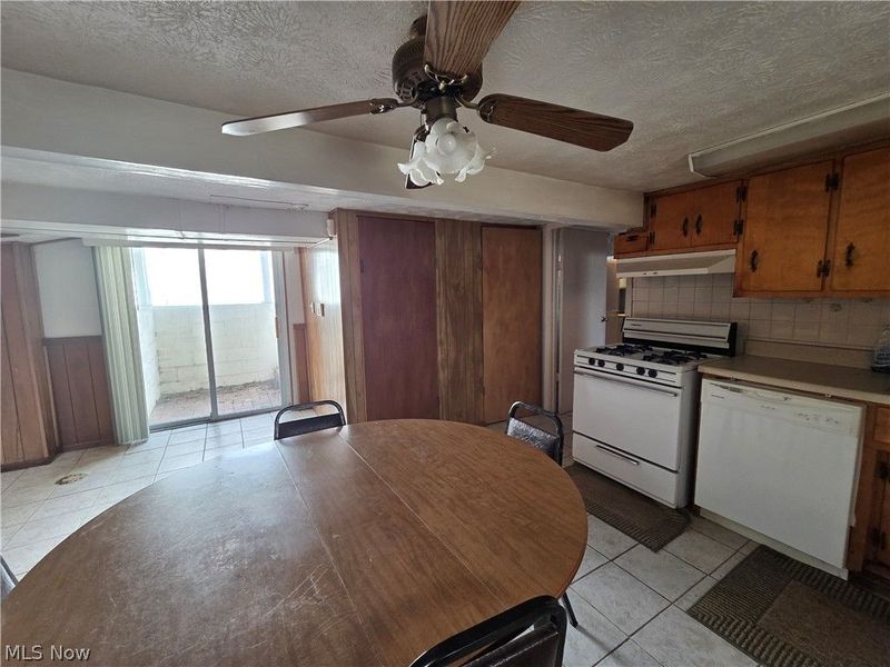 636 Lincoln Avenue, Struthers, OH 44471 Photo 24