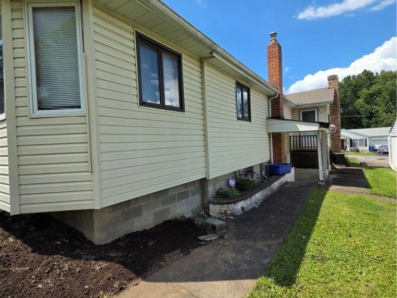 636 Lincoln Avenue, Struthers, OH 44471 Photo 3
