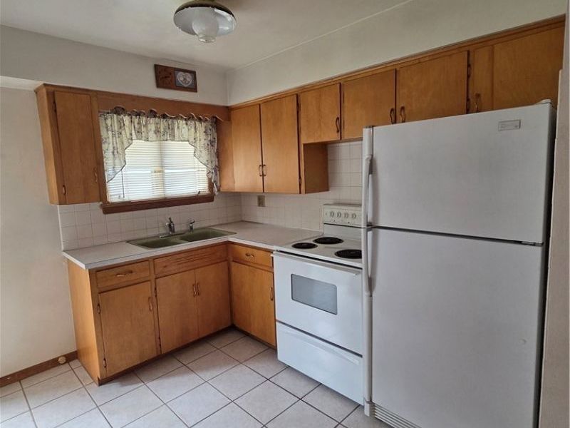 636 Lincoln Avenue, Struthers, OH 44471 Photo 9