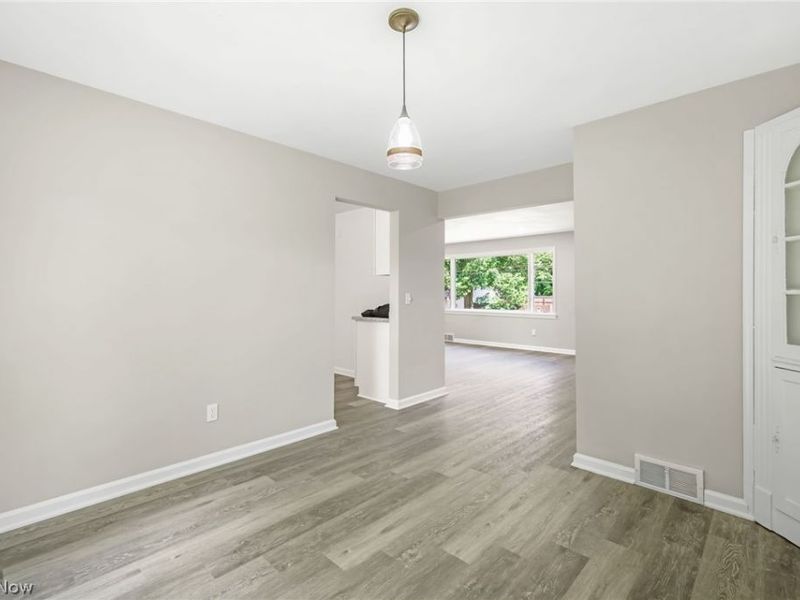 1410 48th Street NW, Canton, OH 44709 Photo 9