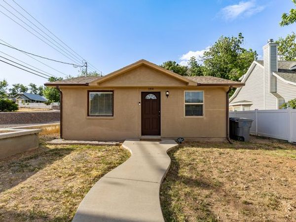 184 W 300 N, Hurricane, UT 84737