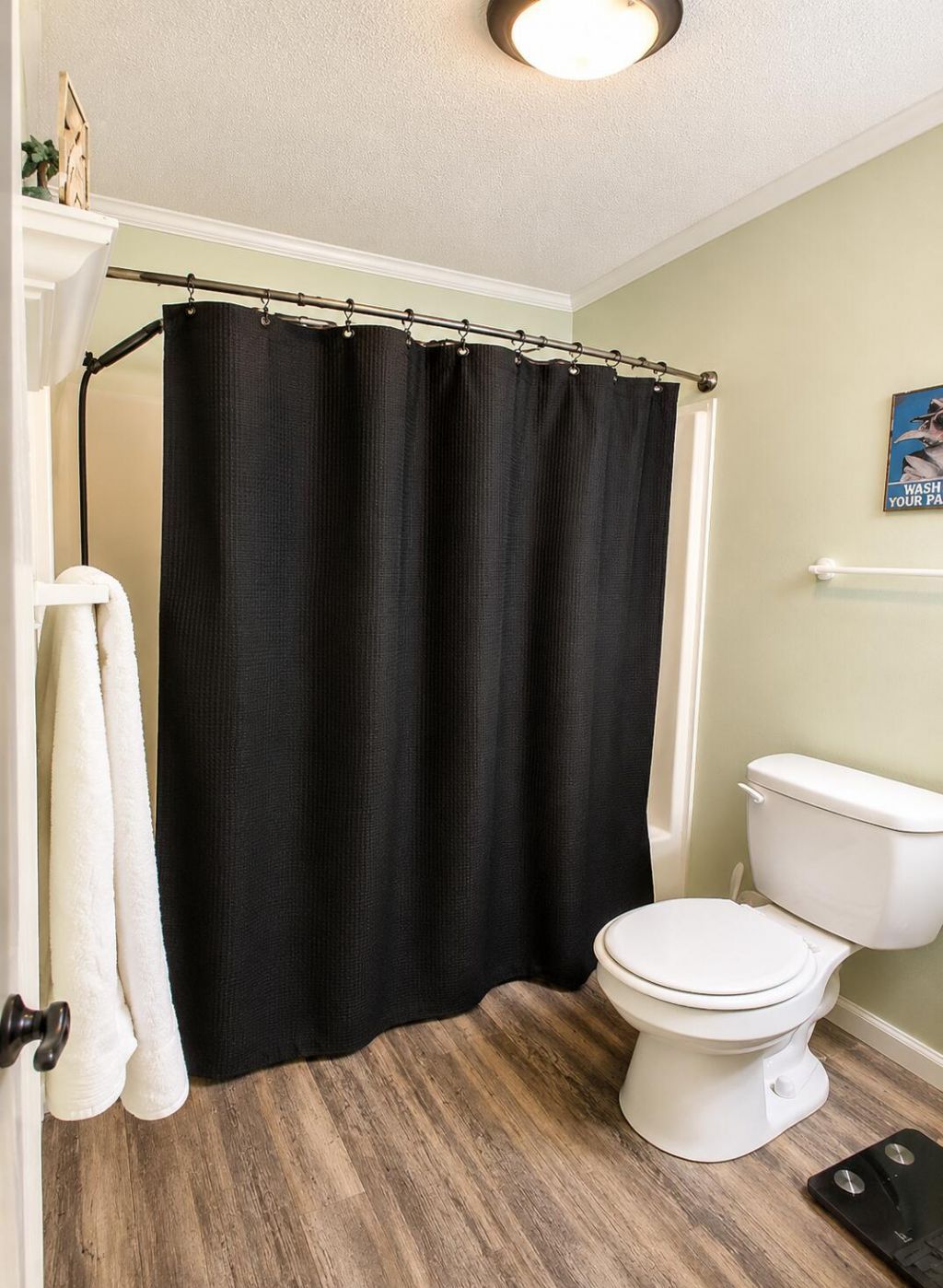 124 Whistling Swan Road Photo 16
