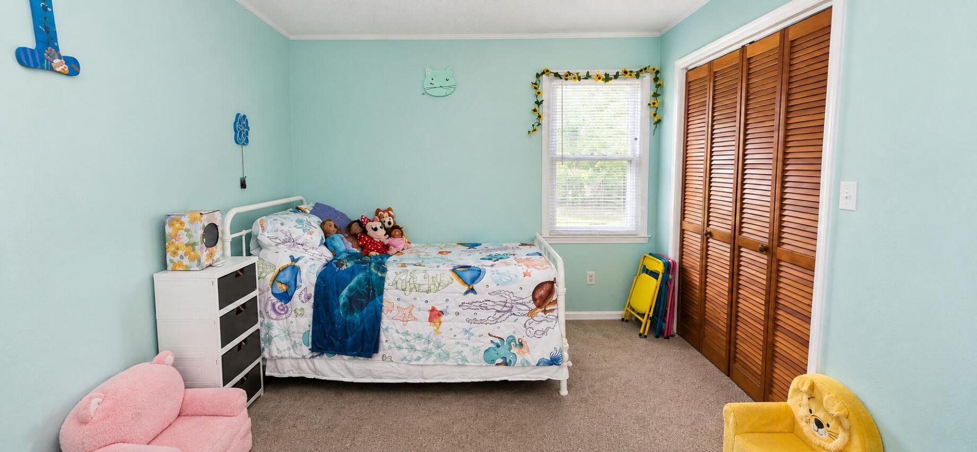 124 Whistling Swan Road Photo 18