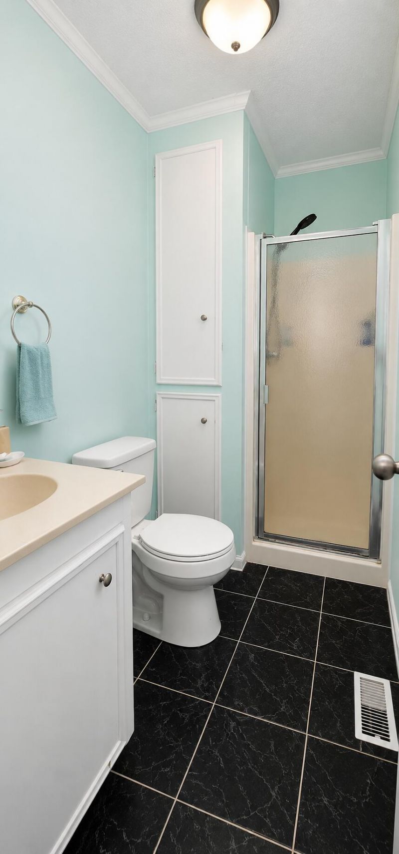 124 Whistling Swan Road Photo 21