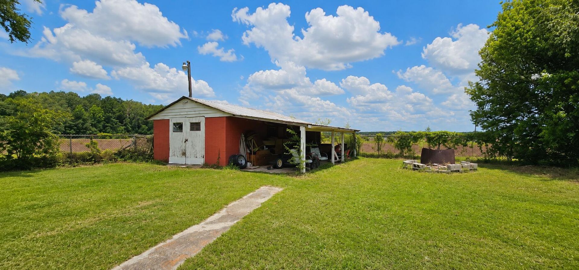 124 Whistling Swan Road Photo 3