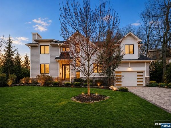 55 Cedar Street, CRESSKILL, NJ 07626