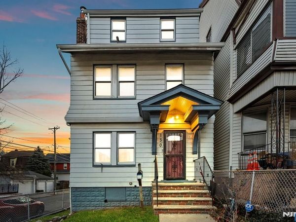 130 Renner Avenue, NEWARK, NJ 07112