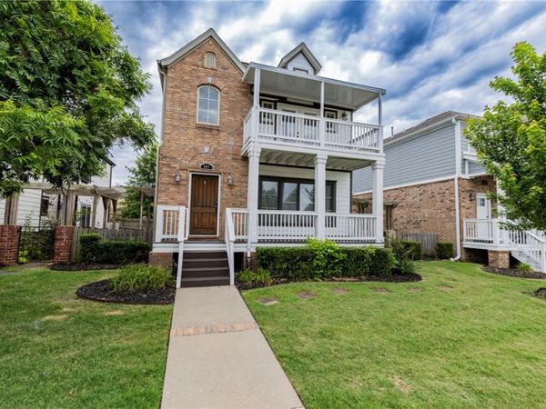 597 N Rupple Road , Fayetteville, AR 72704