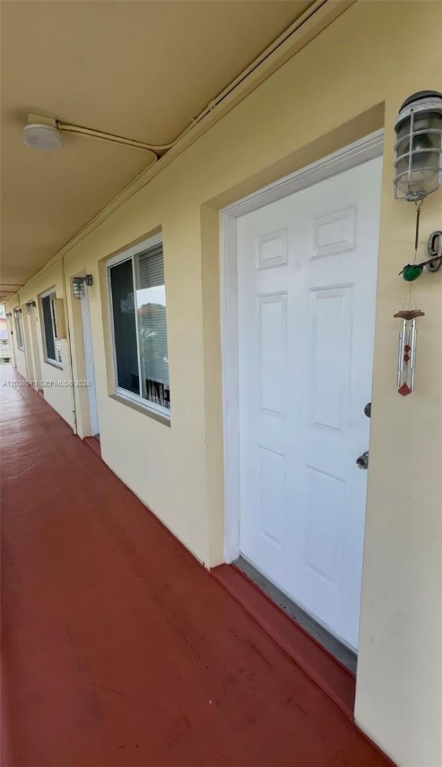 1020 SW 7th St, Unit 9, Miami, FL 33130 Photo