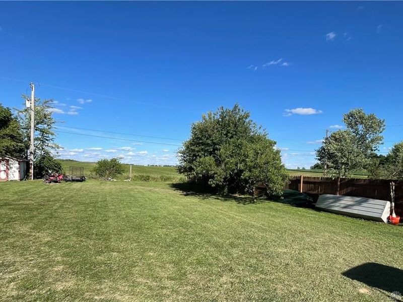 584 Skodborg Drive, Eaton, OH 45320 Photo 26