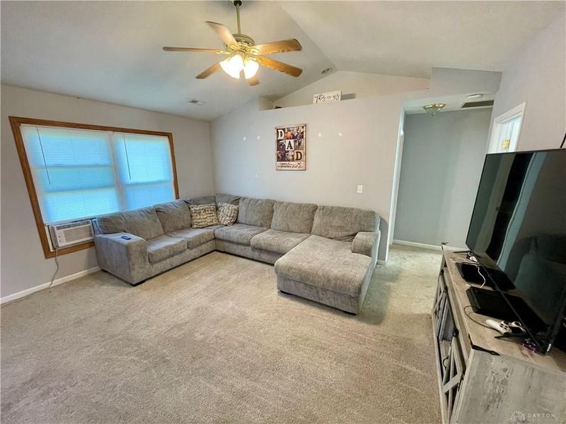 584 Skodborg Drive, Eaton, OH 45320 Photo 5