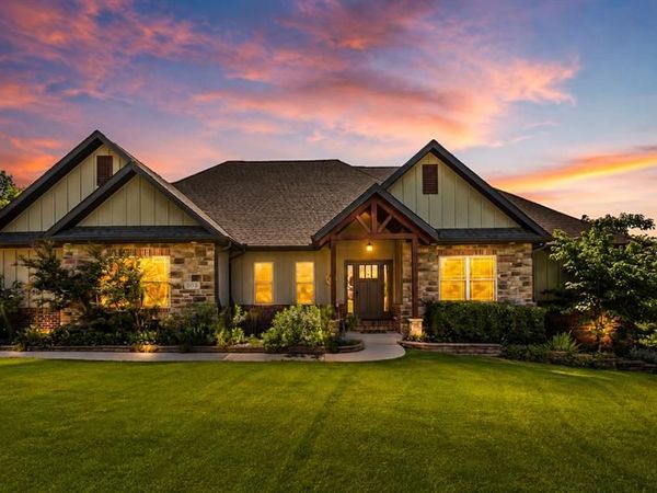 503 Cowboy Alley, Jackson, MO 63755