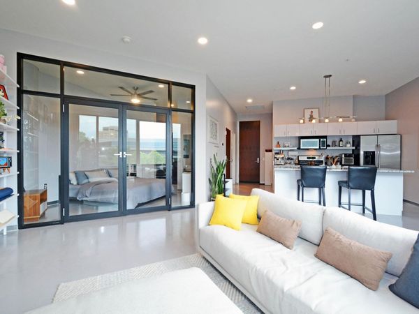 5601 Smetana Drive, Unit 305, Minnetonka, MN 55343