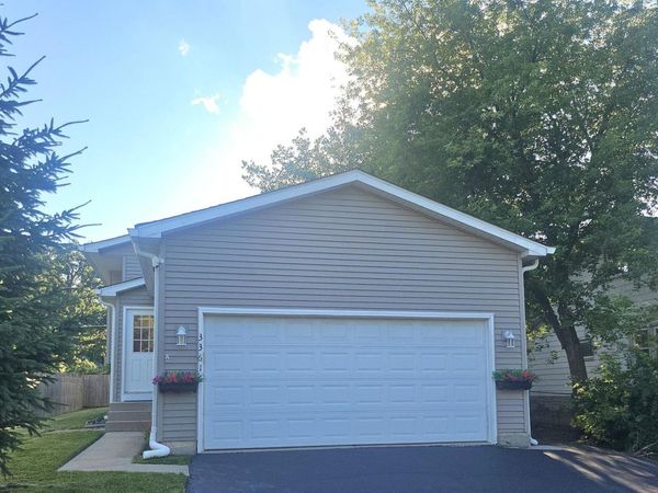 33616 N Evergreen Drive , Grayslake, IL 60030