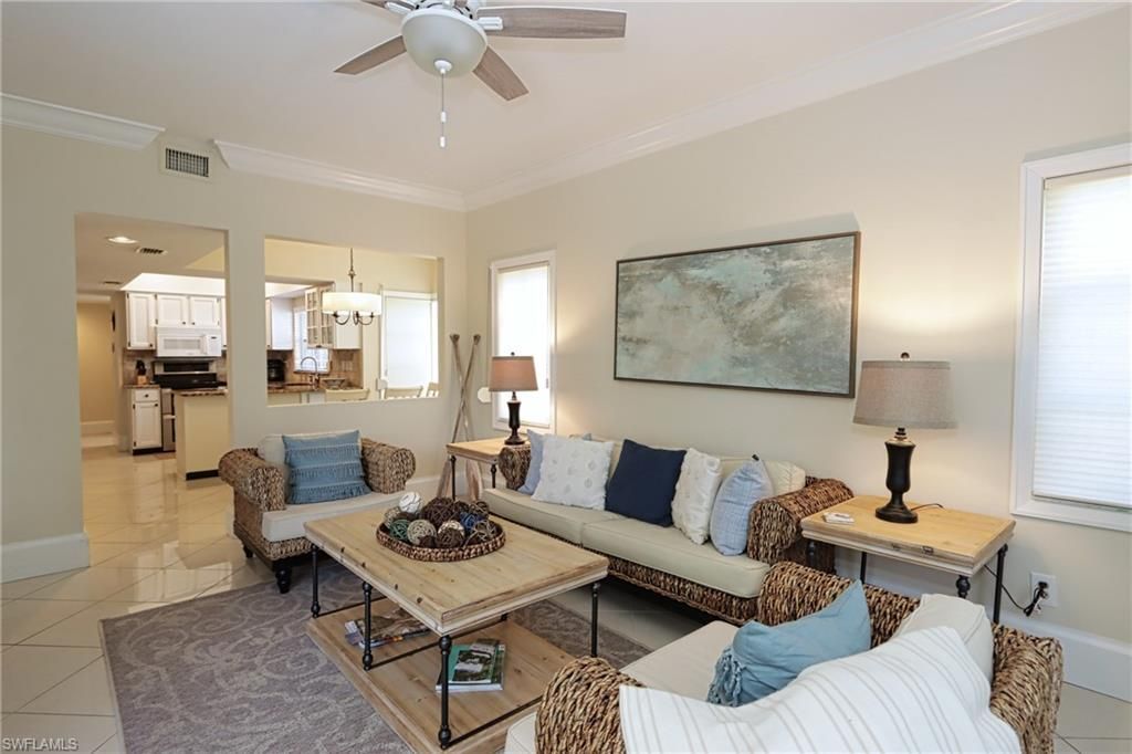 5916 Chanteclair Dr, Unit 8, Naples, FL 34108 Photo