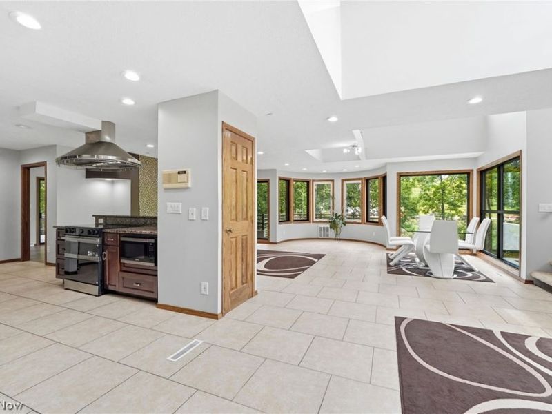 13601 Royalton Road, Strongsville, OH 44136 Photo 18
