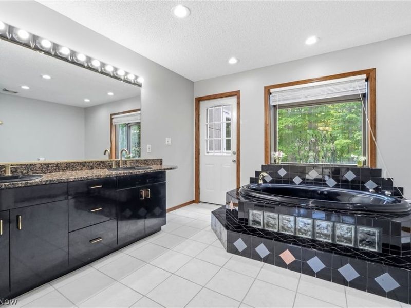 13601 Royalton Road, Strongsville, OH 44136 Photo 28