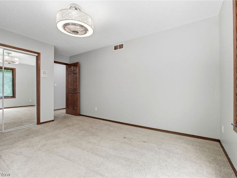 13601 Royalton Road, Strongsville, OH 44136 Photo 32