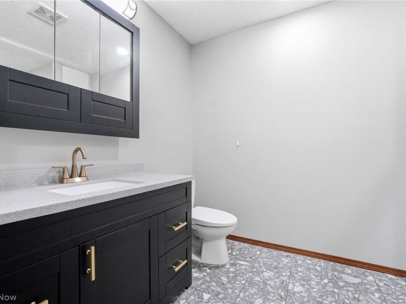 13601 Royalton Road, Strongsville, OH 44136 Photo 33