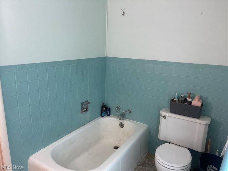 9778 CR 622, Killbuck, OH 44637 Photo 30