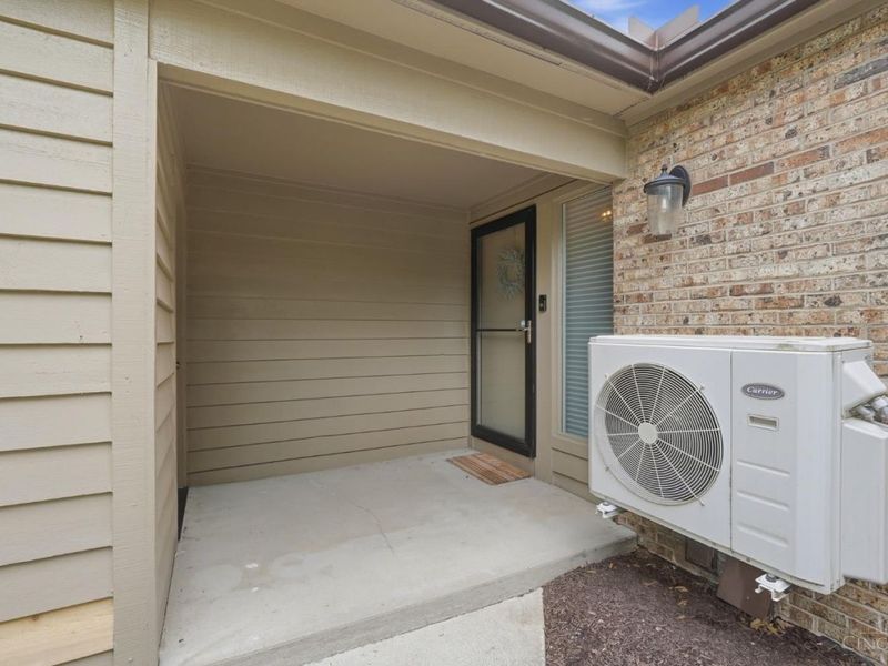 40 Rolling Hills Drive, Wyoming, OH 45215 Photo 4