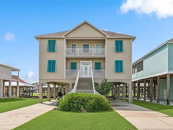 2417 BENCH Boulevard , St Bernard, LA 70085