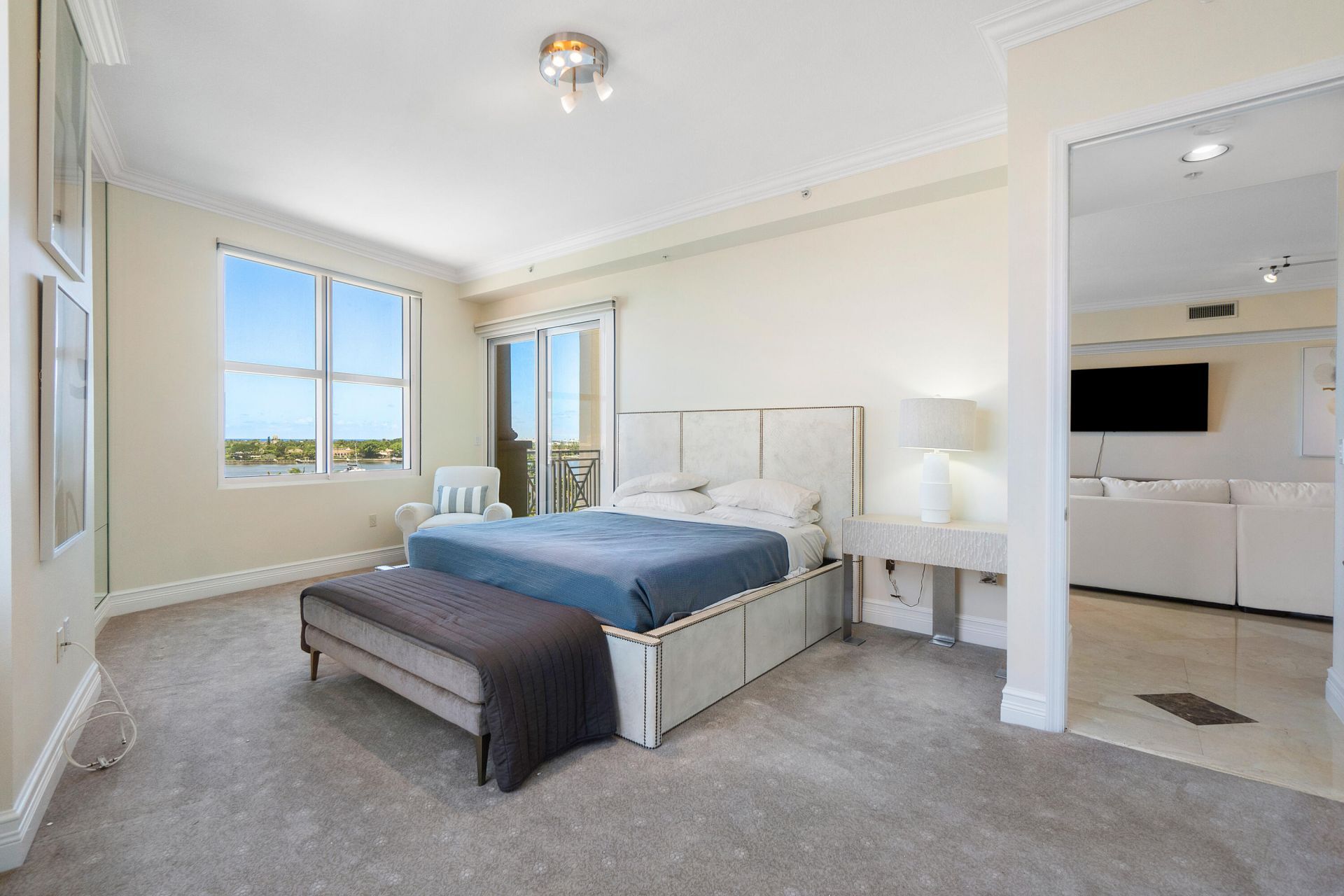 201 S Narcissus Avenue, Unit 605, West Palm Beach, FL 33401 Photo