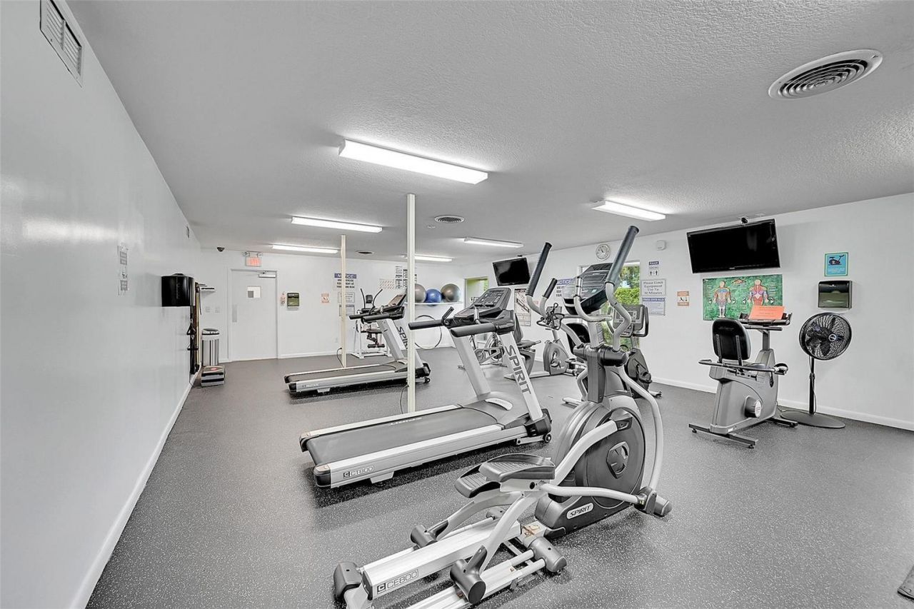 23 Abbey Lane, Unit 202, Delray Beach, FL 33446 Photo