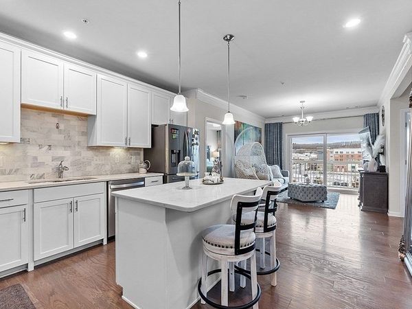 120 University Ave, Unit 2308, Westwood, MA 02090