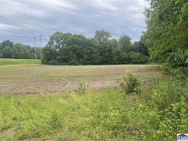 N 525 Road, Graysville, IN 47882