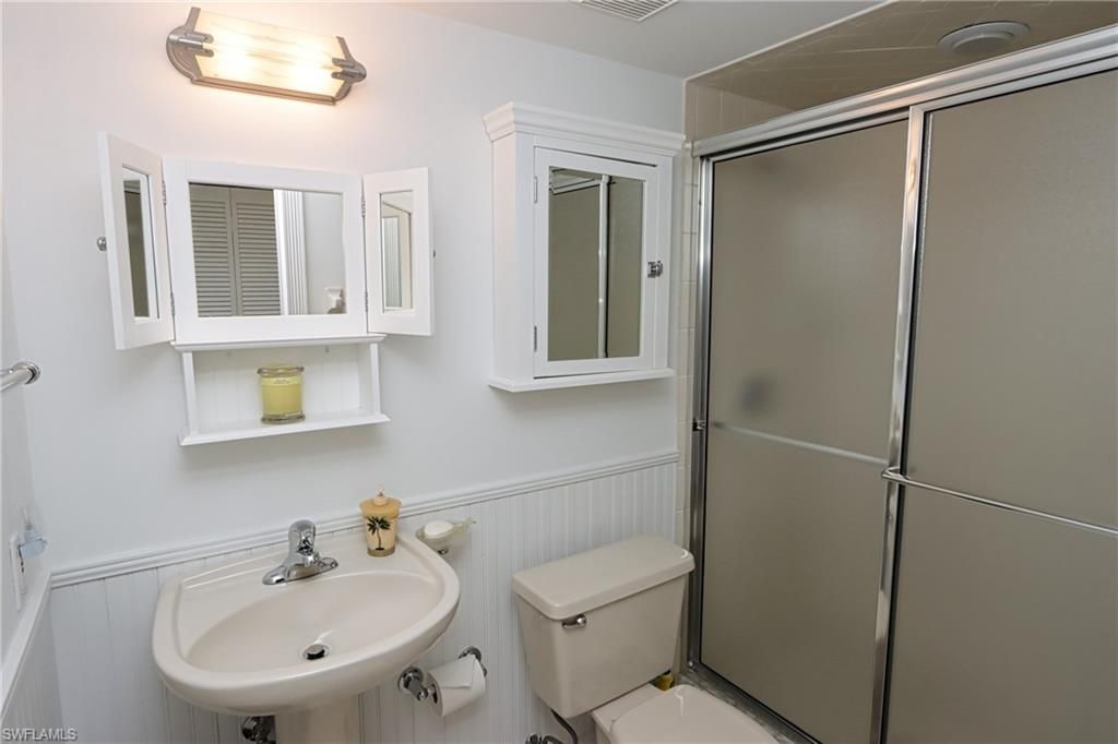640 2nd St S, Unit 2, Naples, FL 34102 Photo