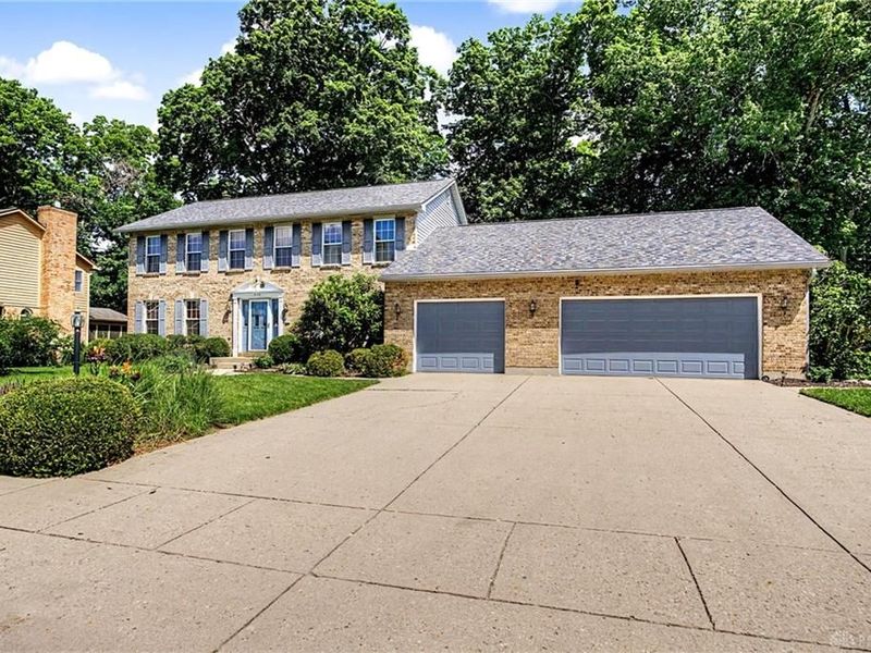 209 Deer Trail Drive, Springboro, OH 45066 Photo 3