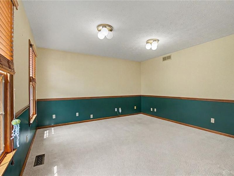 209 Deer Trail Drive, Springboro, OH 45066 Photo 8