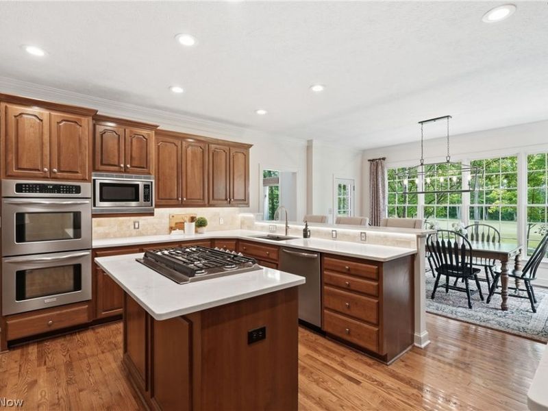 312 Aberdeen Lane, Aurora, OH 44202 Photo 13