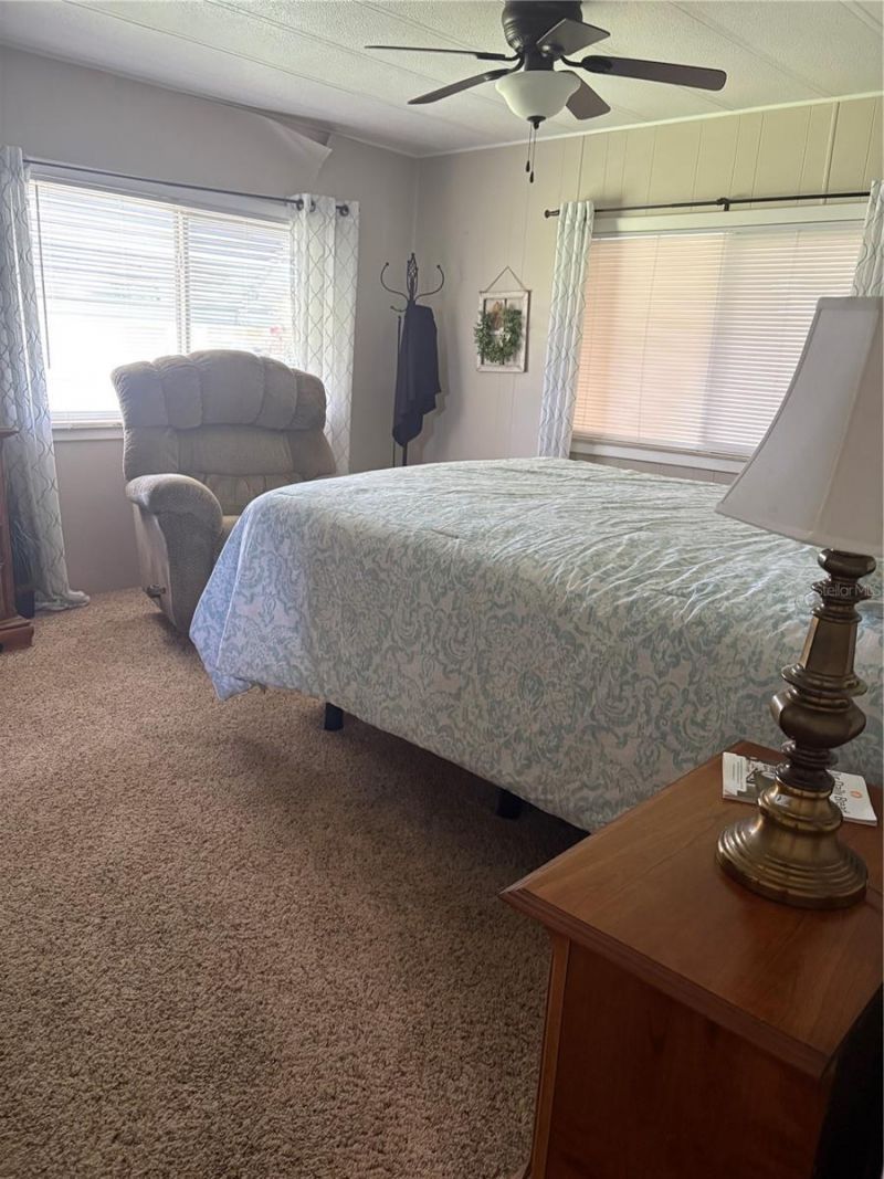 137 Jacaranda Drive , Leesburg, FL 34748 Photo
