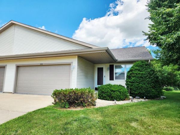 200 S WATER STREET, Lomira, WI 53048