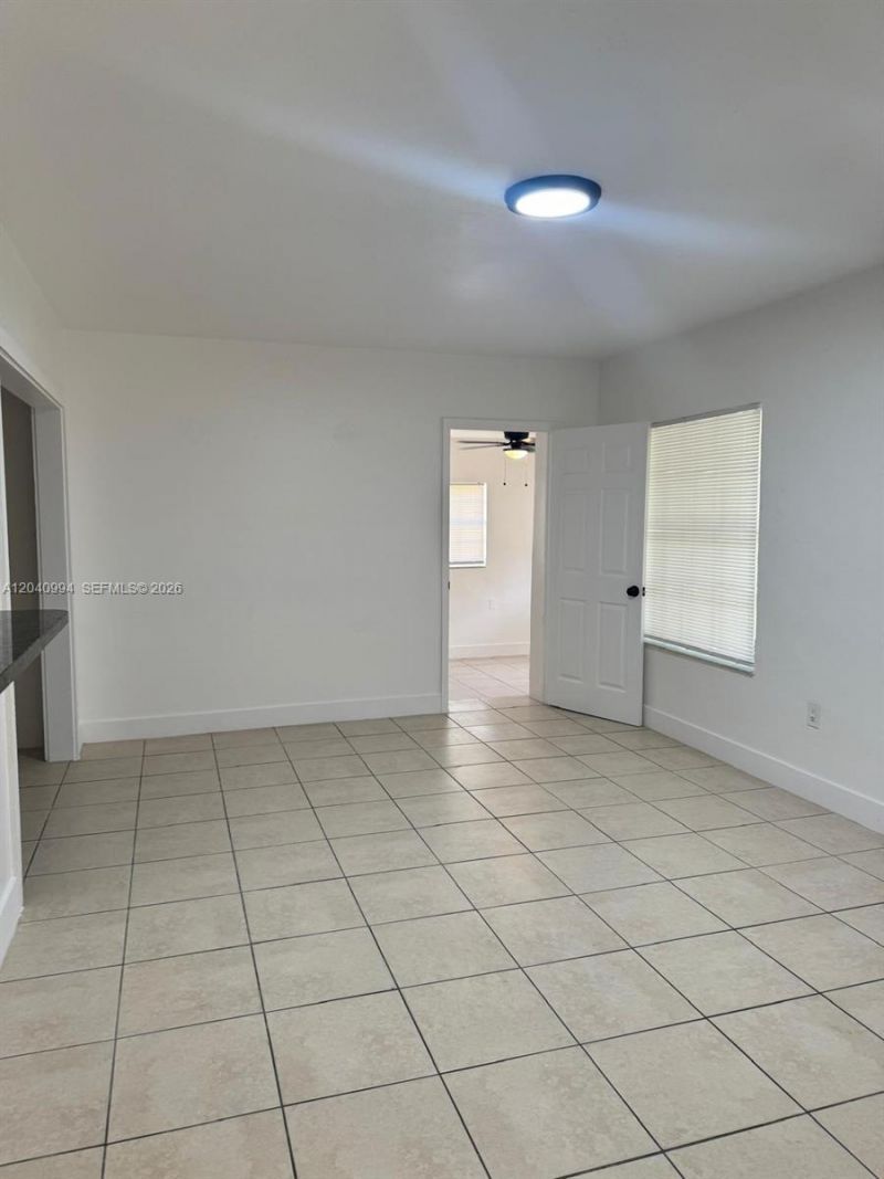 820 NE 141st St, North Miami, FL 33161 Photo