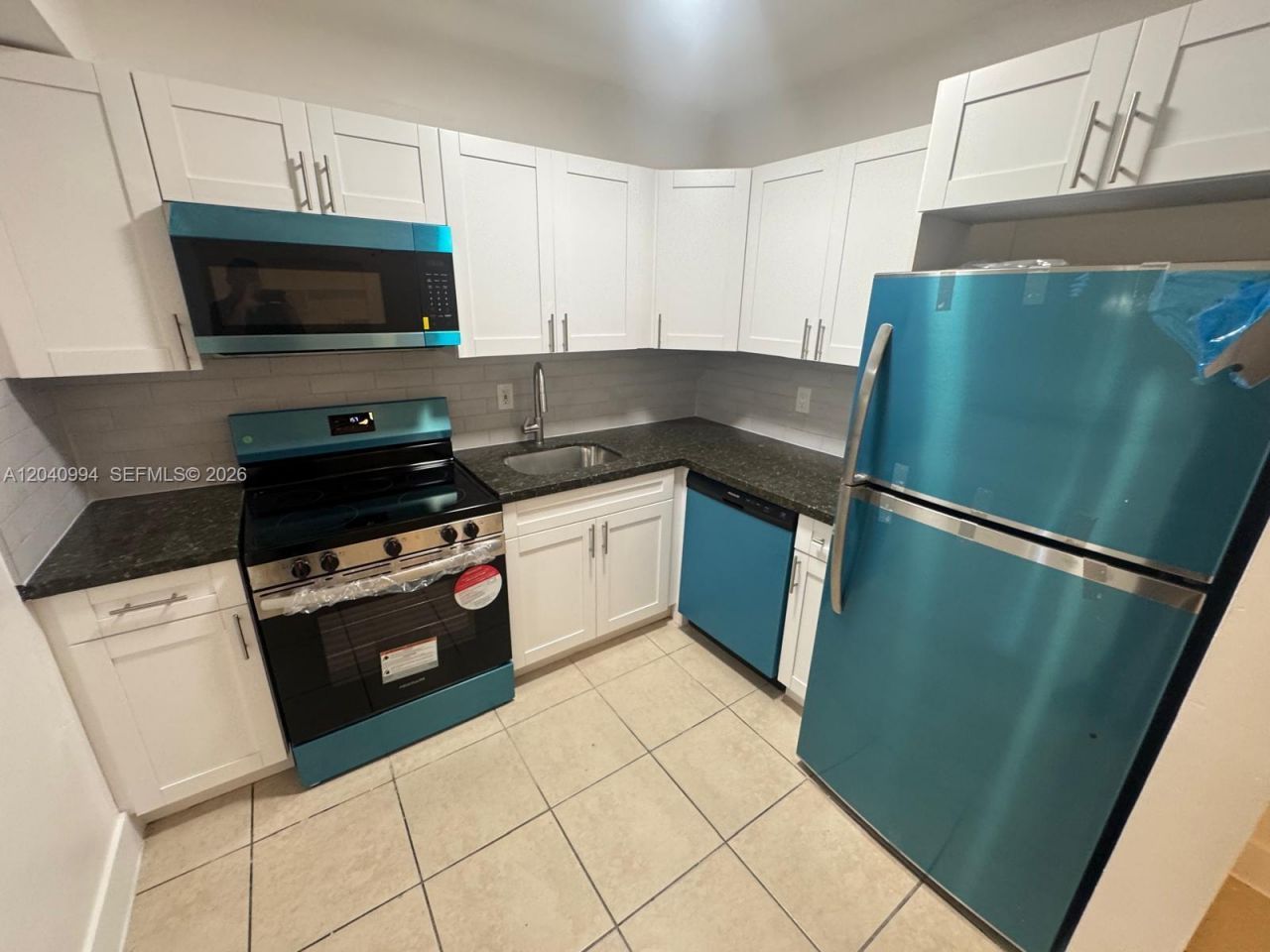 820 NE 141st St, North Miami, FL 33161 Photo
