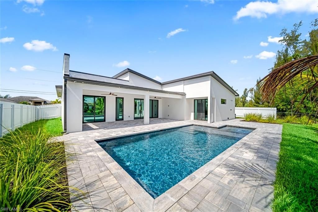 1419 SW 15th Ter, Cape Coral, FL 33991 Photo