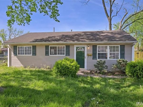 1604 Parklane Drive , Cahokia, IL 62206