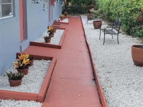 6233 Dawson Street, Unit 1, Hollywood, FL 33023