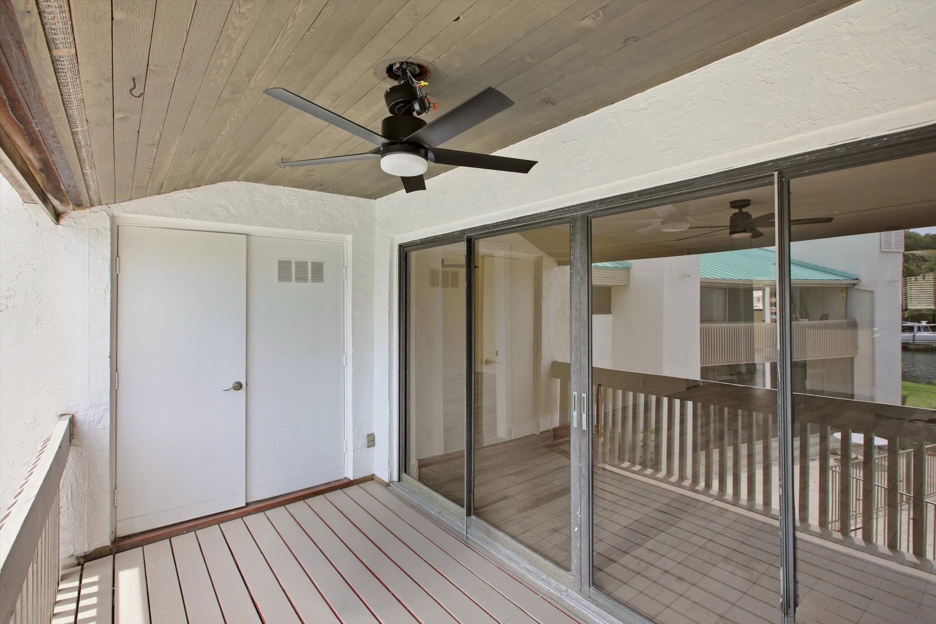 412 Southwind Drive, Unit E2, North Palm Beach, FL 33408 Photo