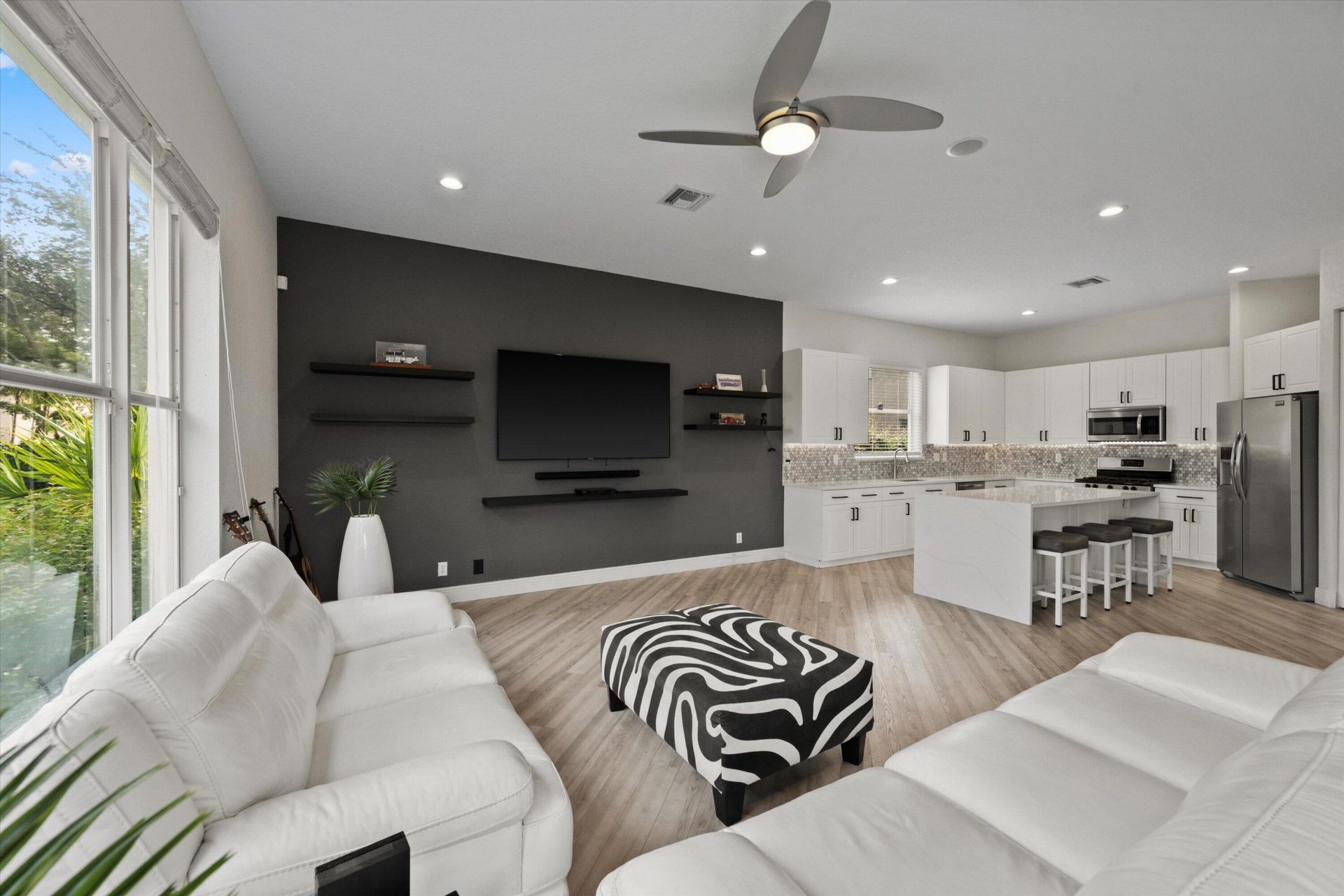 1215 Creekside Drive, Wellington, FL 33414 Photo