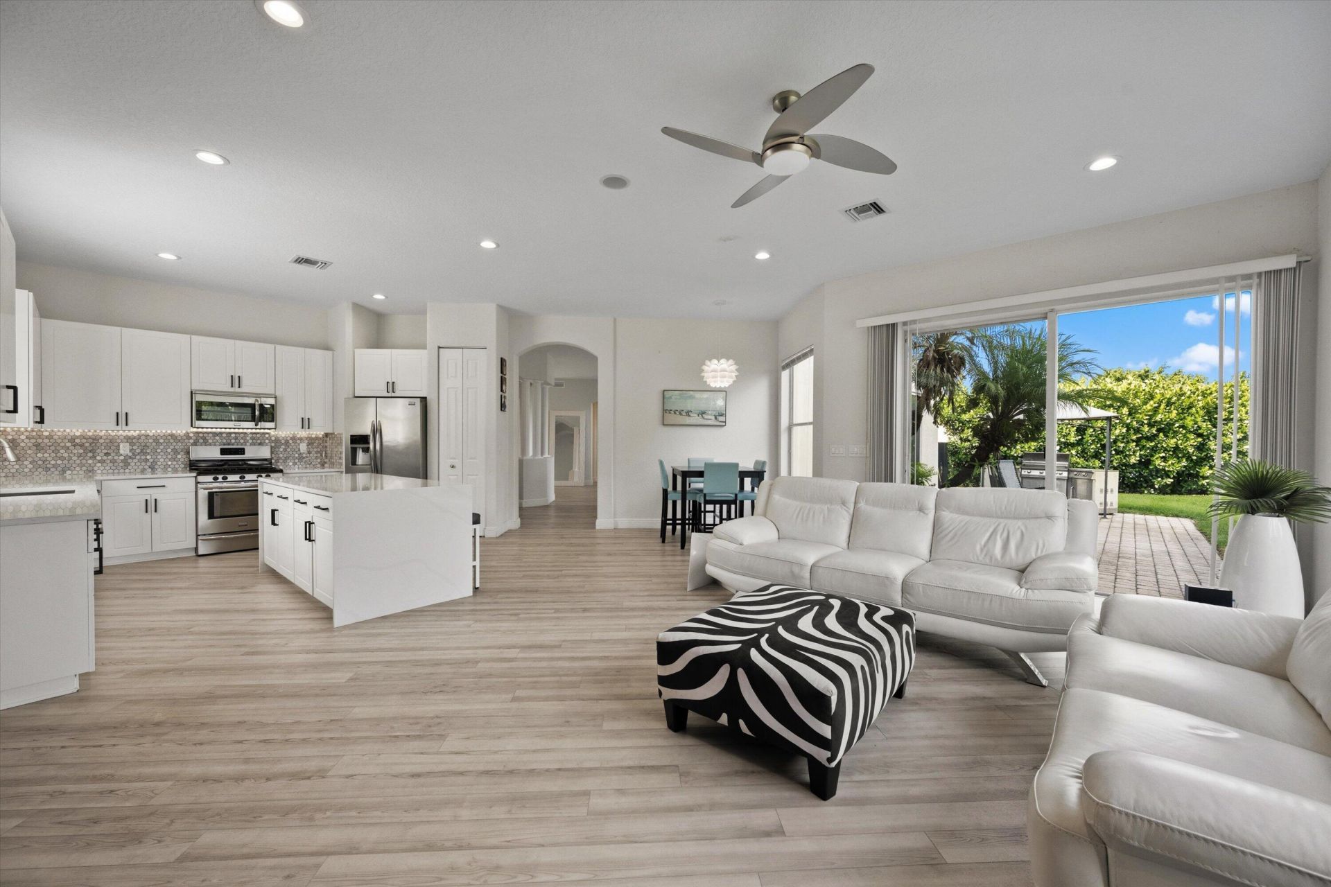 1215 Creekside Drive, Wellington, FL 33414 Photo