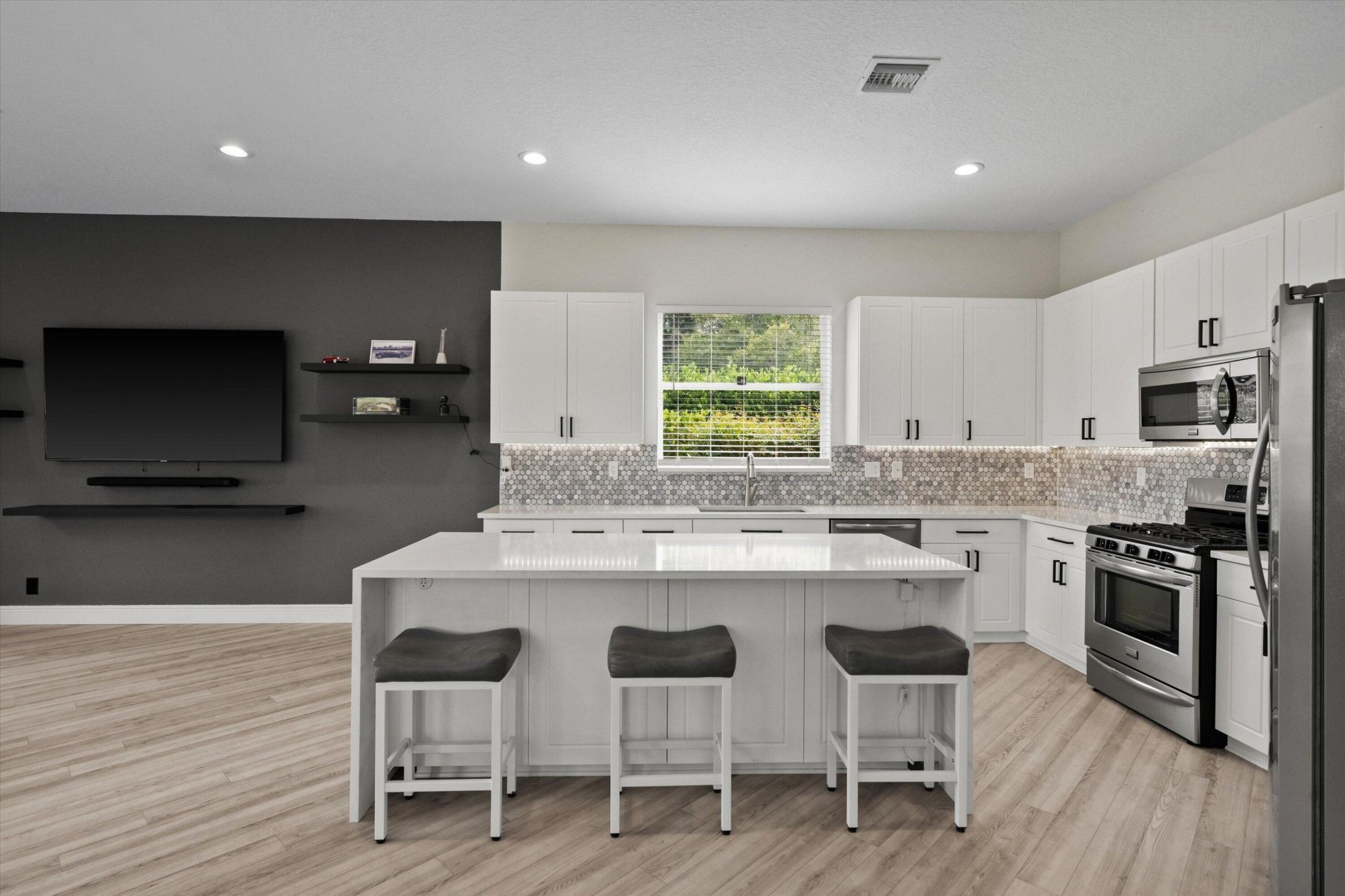 1215 Creekside Drive, Wellington, FL 33414 Photo