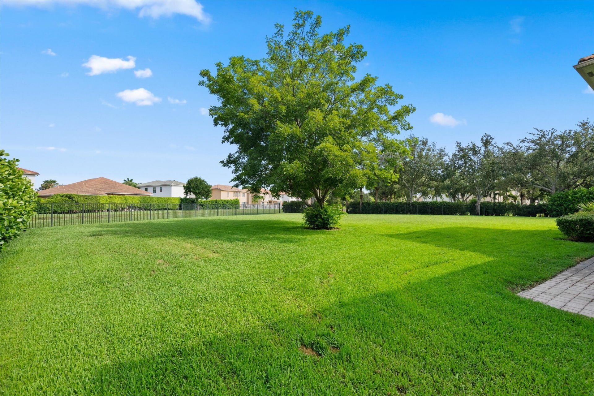 1215 Creekside Drive, Wellington, FL 33414 Photo